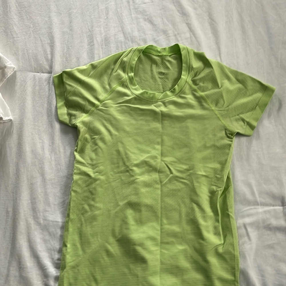 Lululemon Swiftly Tech!